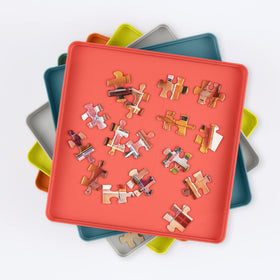 Galison puzzle sorting tray top lid keeps pieces contained and workspace tidy.
