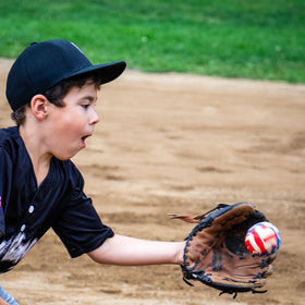 Game Master Swax Stars/Stripes training baseball patriotic pattern boosts training engagement.