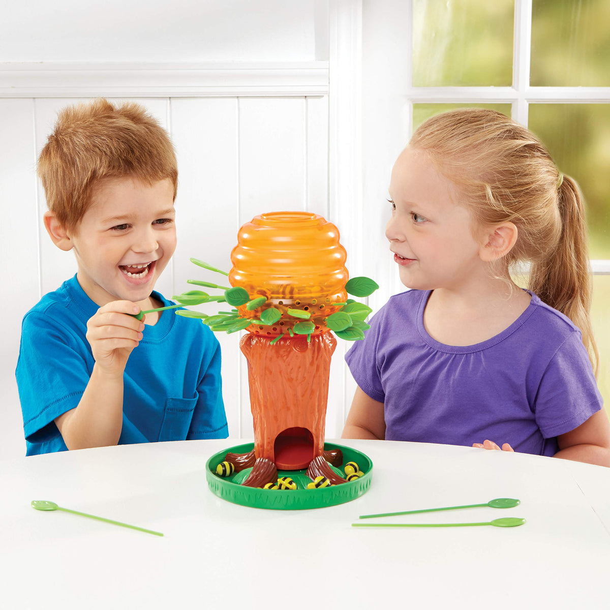 Game Zone Honey Bee Tree leaves pack shows removable pieces for play