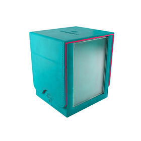 Gamegenic Squire Plus interior pink microfiber lining protects cards.
