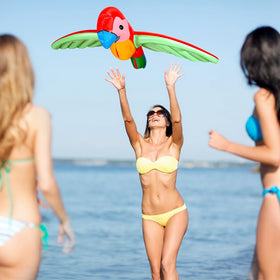 Gejoy bright tropical parrot decorations for events