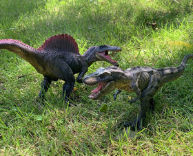 Gemini&Genius dinosaur cake topper enhances birthdays with playful vibes.
