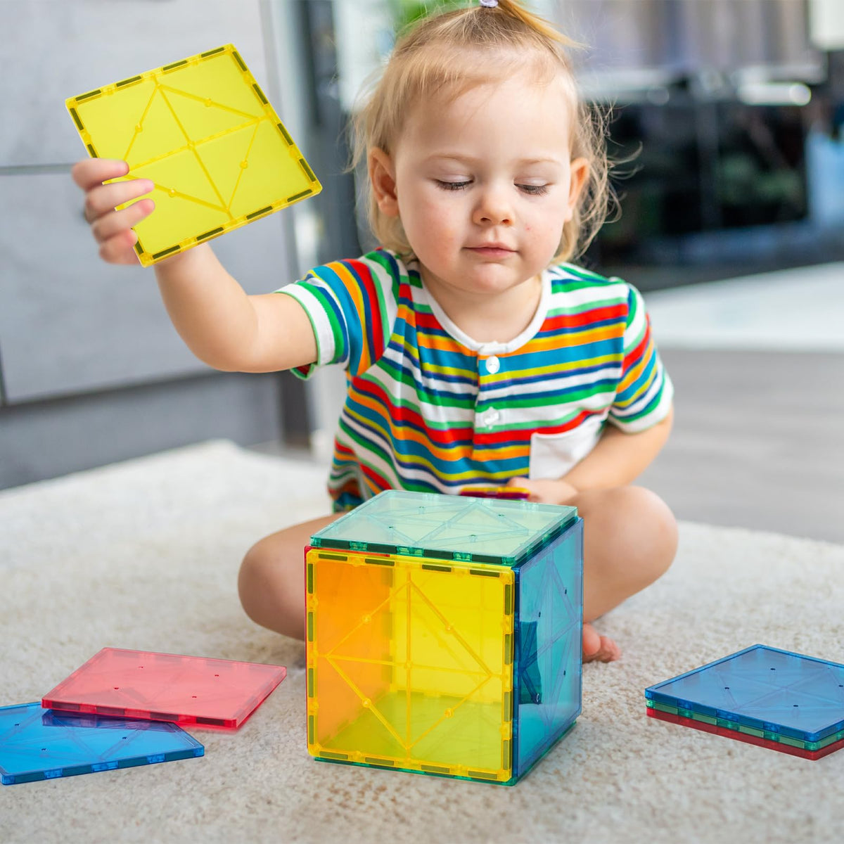 Gemmicc Larger magnets enable taller, more ambitious constructions.