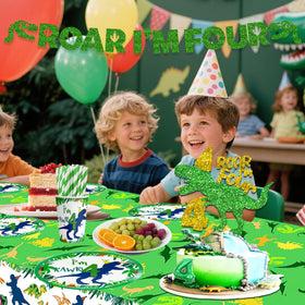 Generic Dinosaur 4th cups and napkins enable easy cleanup after cake