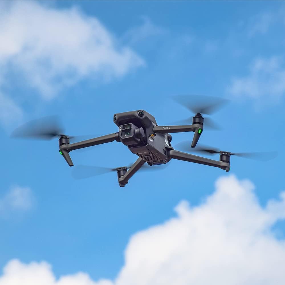 Generic Mavic 3 propellers with lightweight design for easy transport and quick swaps.