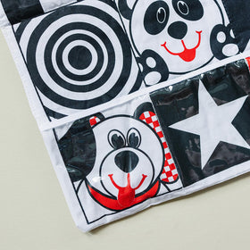 Genius Baby Toys easy-attach design fits car seats, strollers, and cribs.