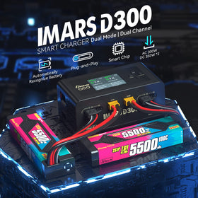 Gens Ace IMARS D300 IPS display shows real-time charge status clearly.