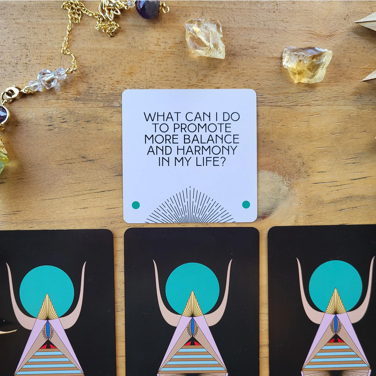 Getta Girl Tarot's Lil Sidekick promotes co-creating spreads with clients and friends.