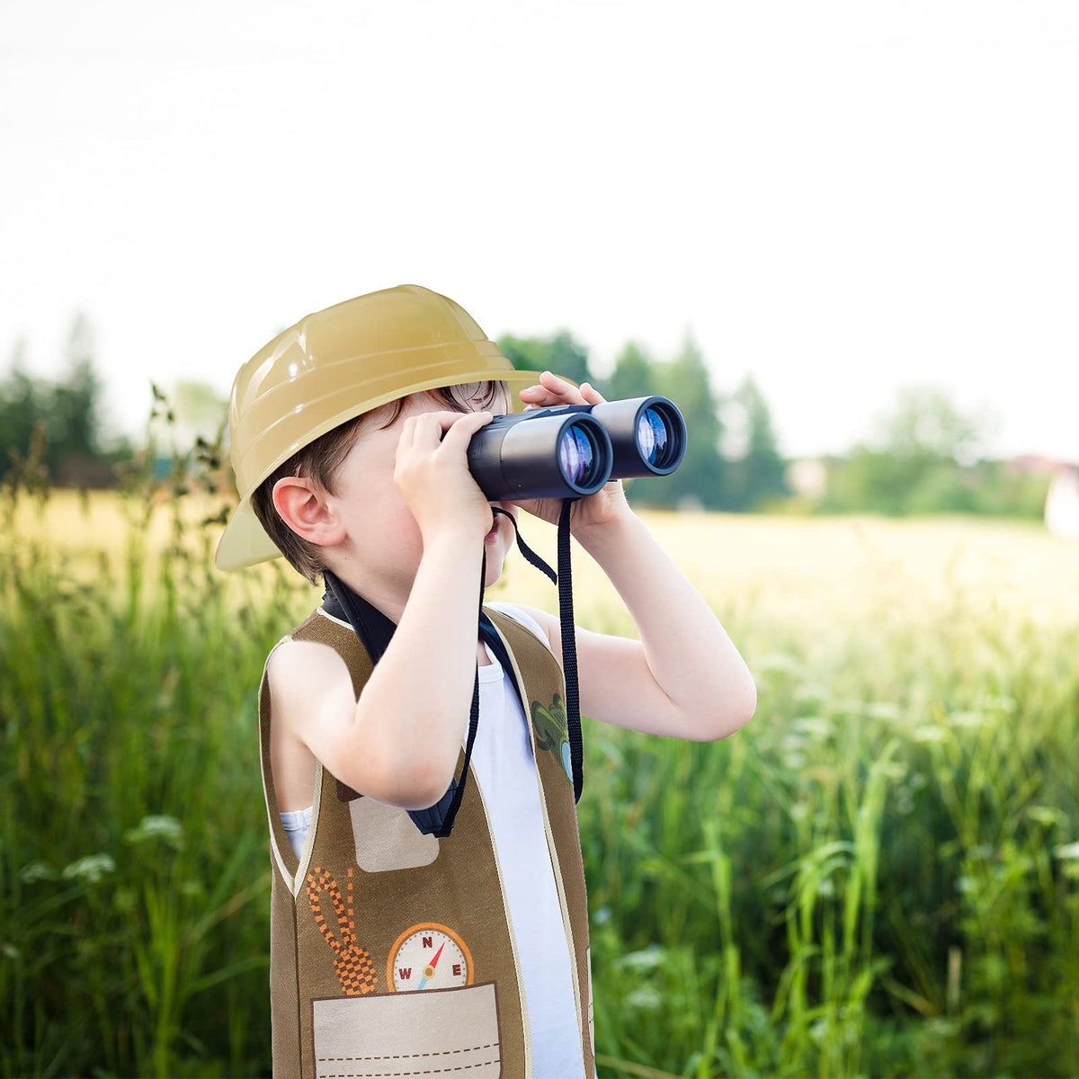 Geyoga safari hat perfect for sunny jungle-themed parties.