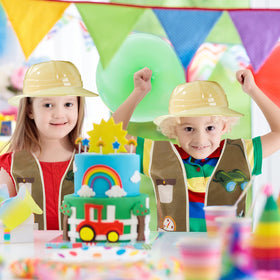 Geyoga safari-themed party set ideal for birthdays.