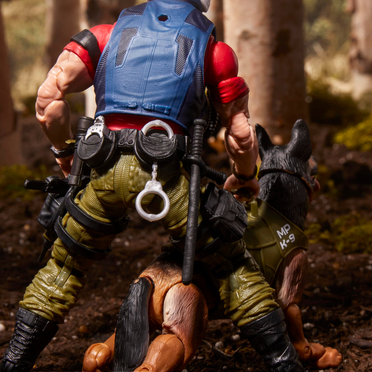 G.I. Joe 14-piece accessory loadout for immersive adventures.