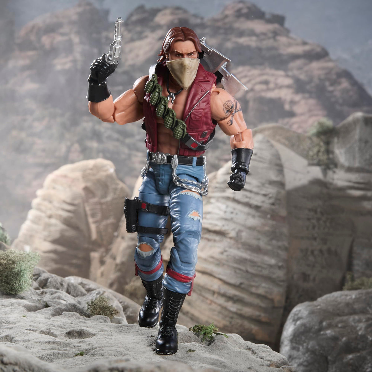 G.I. Joe Monkeywrench alternate masked face offers character versatility.