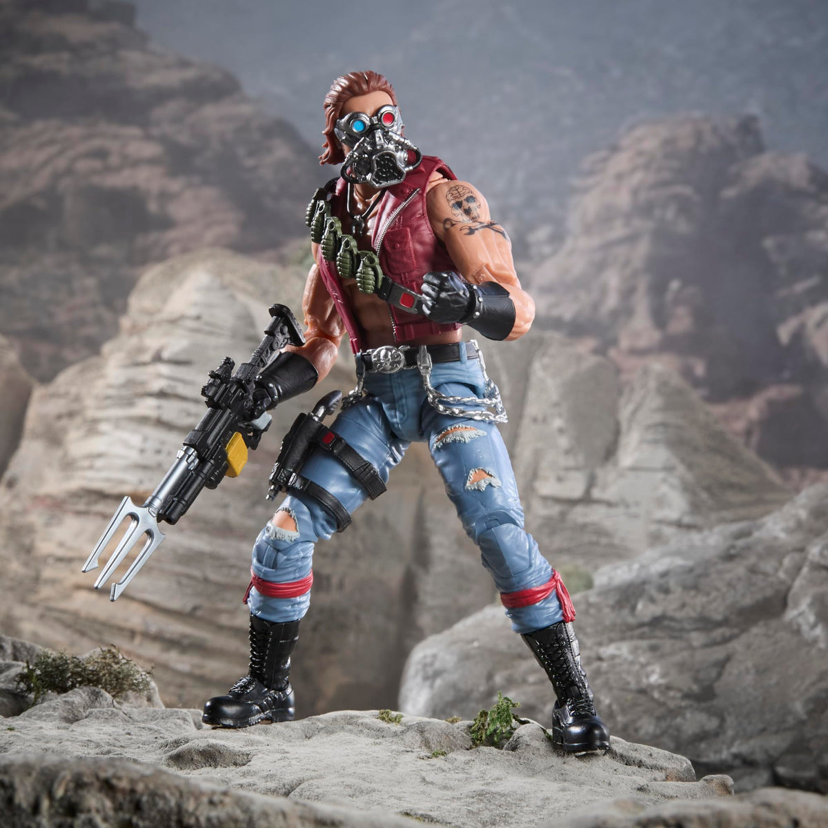 G.I. Joe Monkeywrench trident rifle provides a distinctive weapon option.