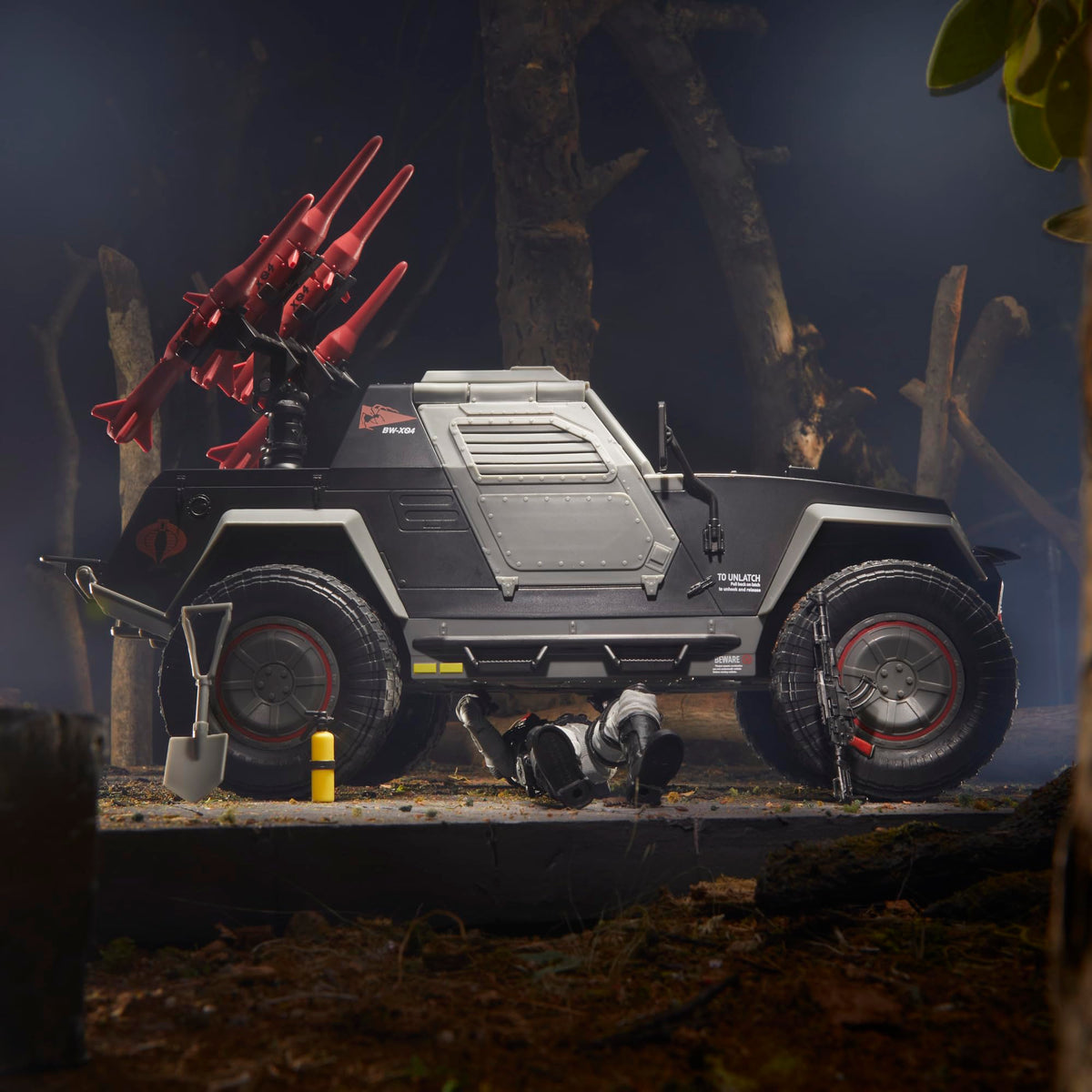 G.I. Joe Cobra Night Attack 4-WD Stinger front dash details enhance showroom-quality display.