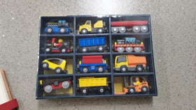 Giant Bean dock-train enhances storylines with docking and loading play.