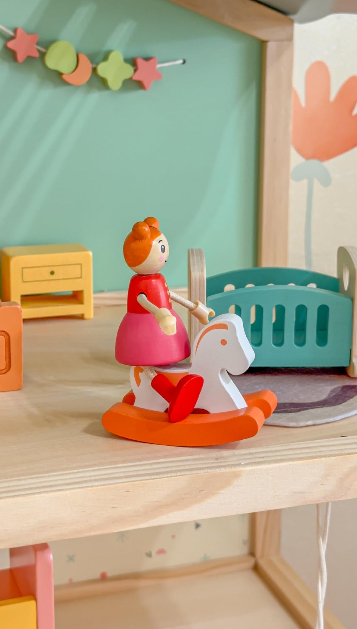 Giant bean candy-colored finishes brighten any dollhouse play space.