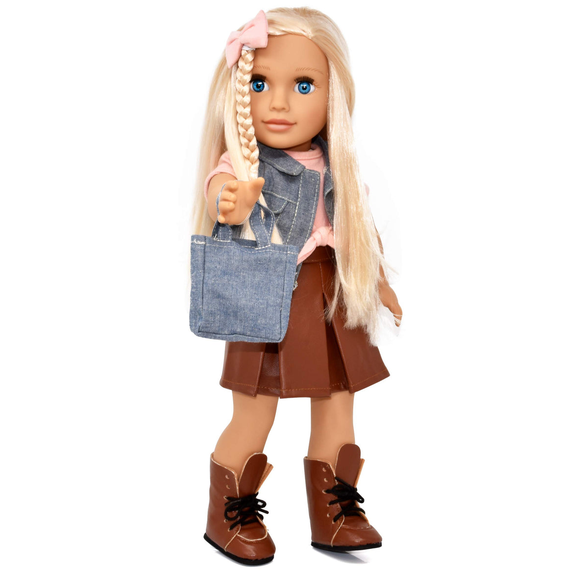 Gift Boutique 18-Inch doll with blonde hair, ideal for brushing and styling at home