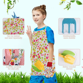 GIFTRRTOY unique patterned apron keeps clothes clean during gardening.