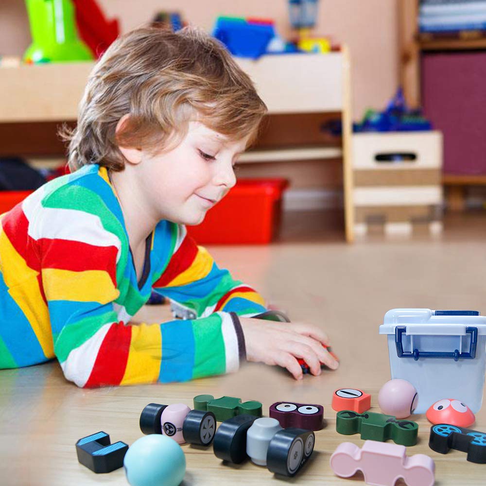 Gifts2U portable storage supports outdoor play and travel.