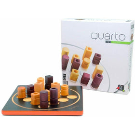 Travel edition in a compact case ideal for on-the-go play