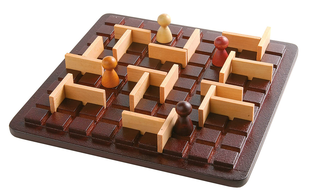 Gigamic Quoridor Mini wooden pieces showcasing quality craftsmanship