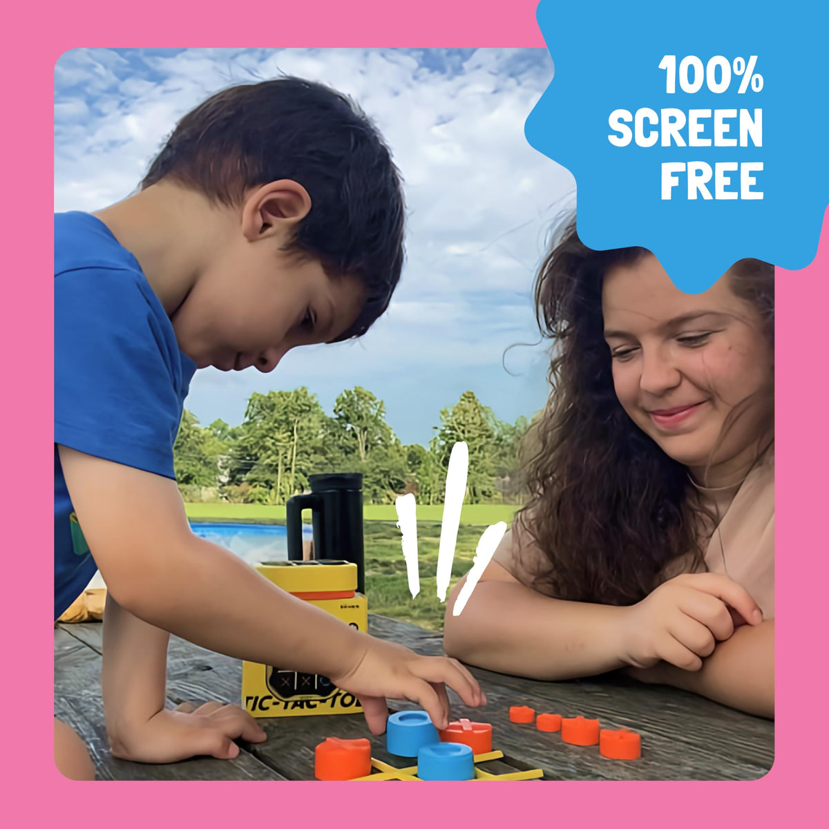 GiiKER Tic Tac Toe Bolt portable travel game in pink color