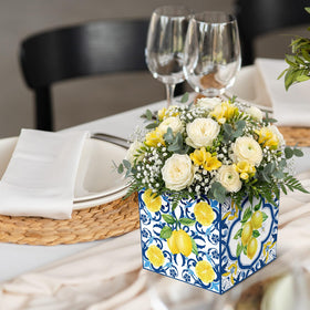 Storage-friendly table decoration solution for events.