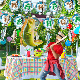 Glimin fishing-themed party decor enhances sea-themed celebrations.