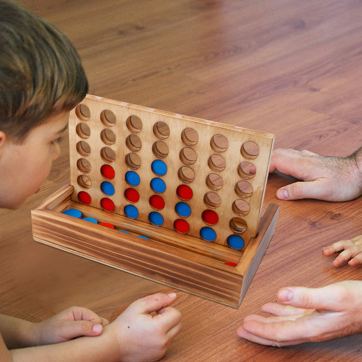 Glintoper wooden lid box storing game pieces neatly