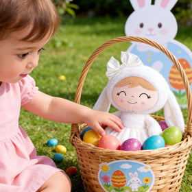 Gloveleya easy-clean doll handwashable image emphasizes quick care after play