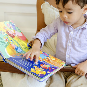 GO GO 30 Classic Nursery Rhymes Sound Book volume controls for safe listening.