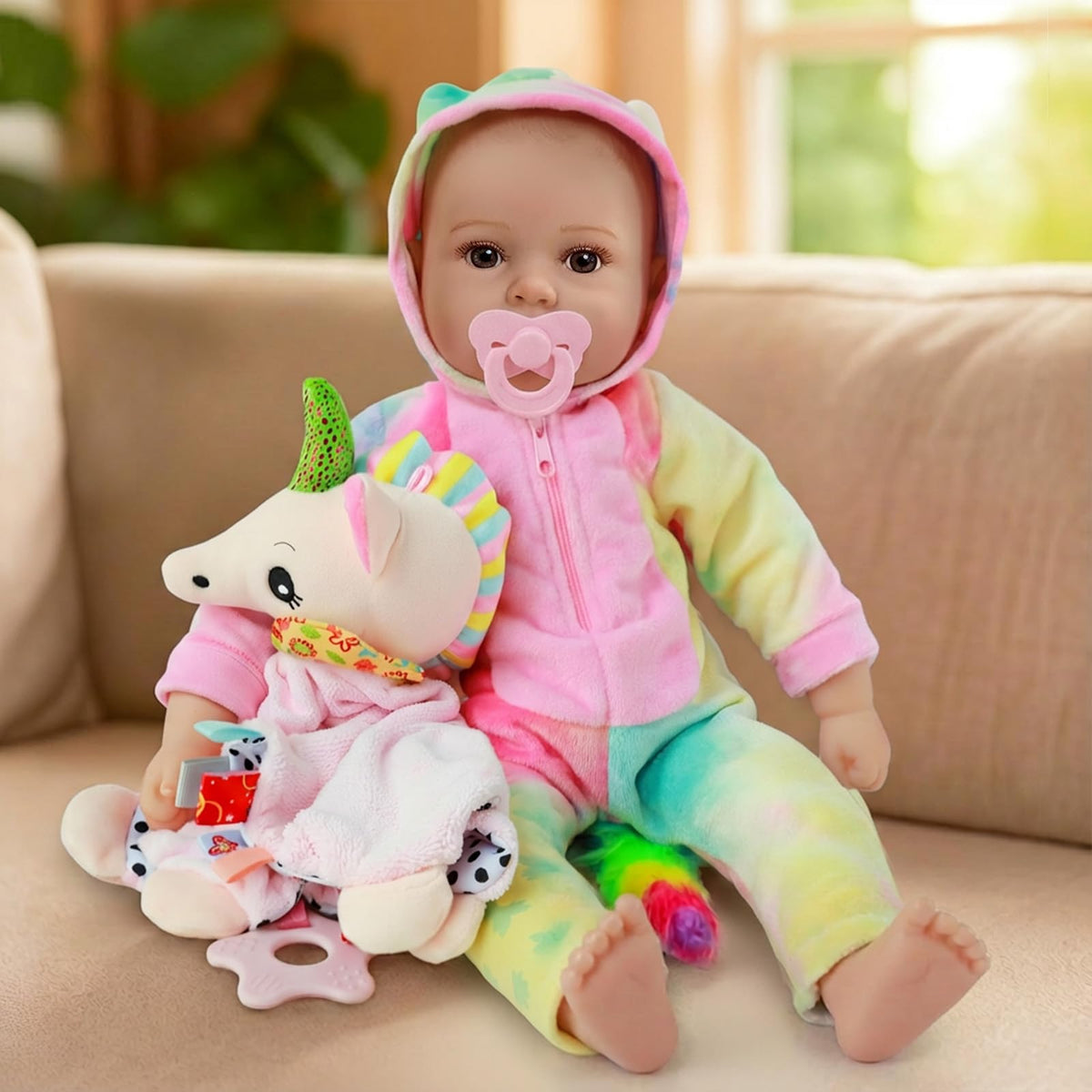 GOAROY lifelike 18-inch baby doll face detail enhances imaginative play.