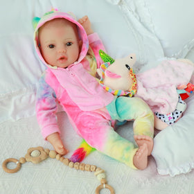 GOAROY lifelike baby doll gift box provides ready-to-gift presentation.