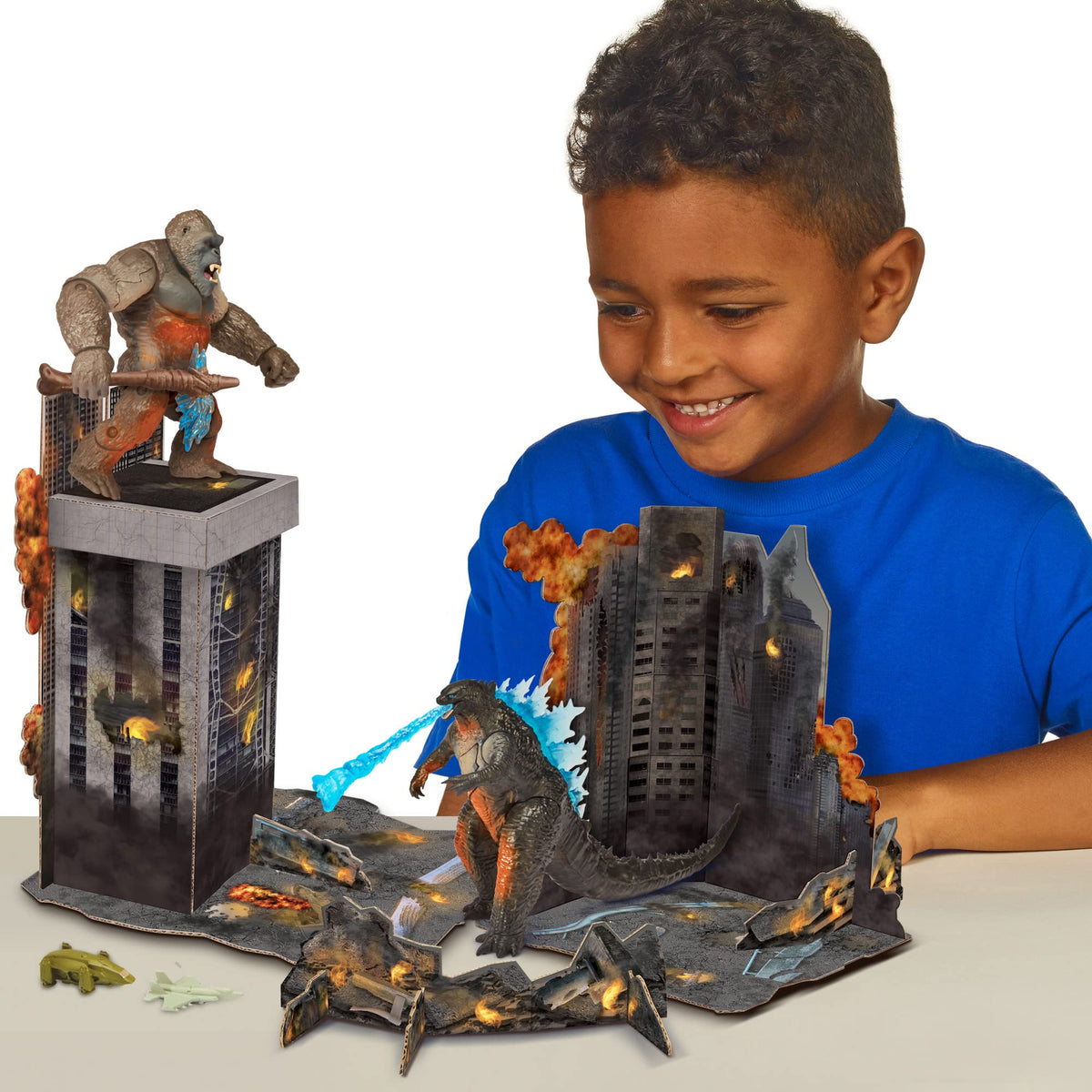 Godzilla battle-damage figure detail highlights dynamic poses for display and storytelling.