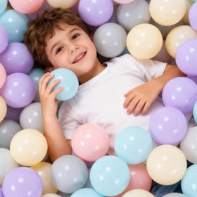 GOGOSO yellow pit balls ideal for bath-time fun and sensory play.