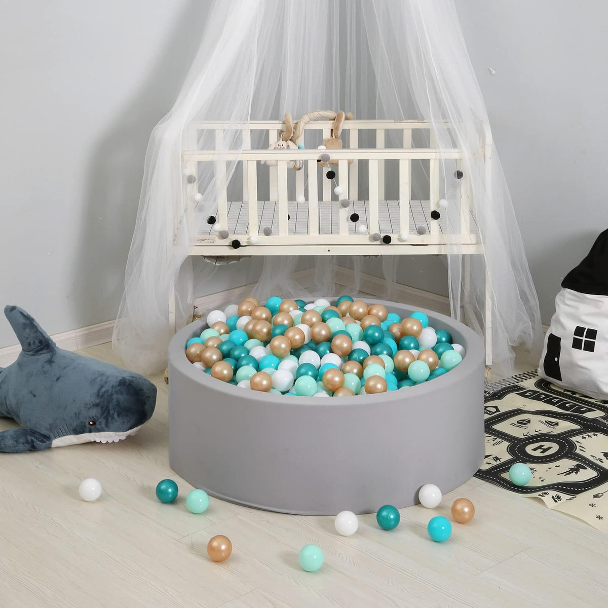 GOGOSO 100-pack ready for ball pit assembly and playtime fun.
