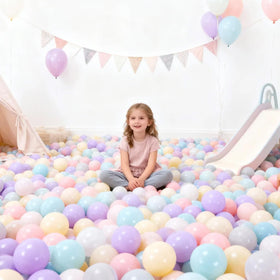 GOGOSO balls used during bath time for gentle, splash-friendly fun.