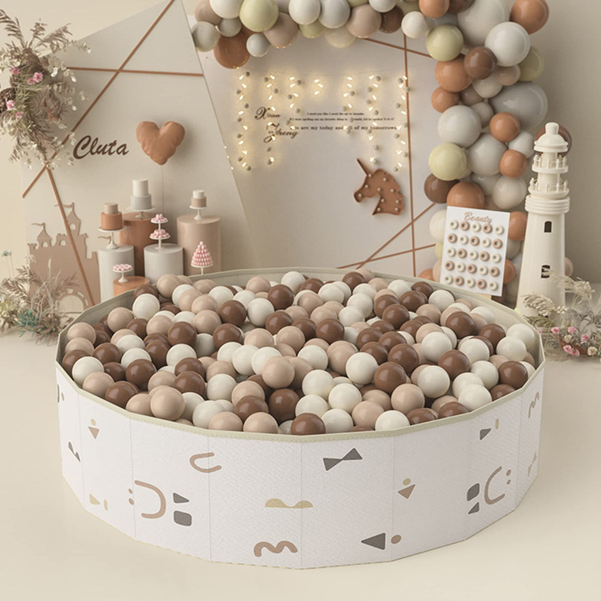 GOGOSO ball pit balls: bright colors encourage counting and sorting.