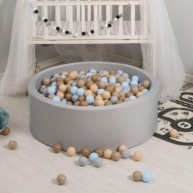 Play tent and ball pit scene featuring GOGOSO balls