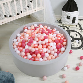 GOGOSO storage bag with the ball pit balls