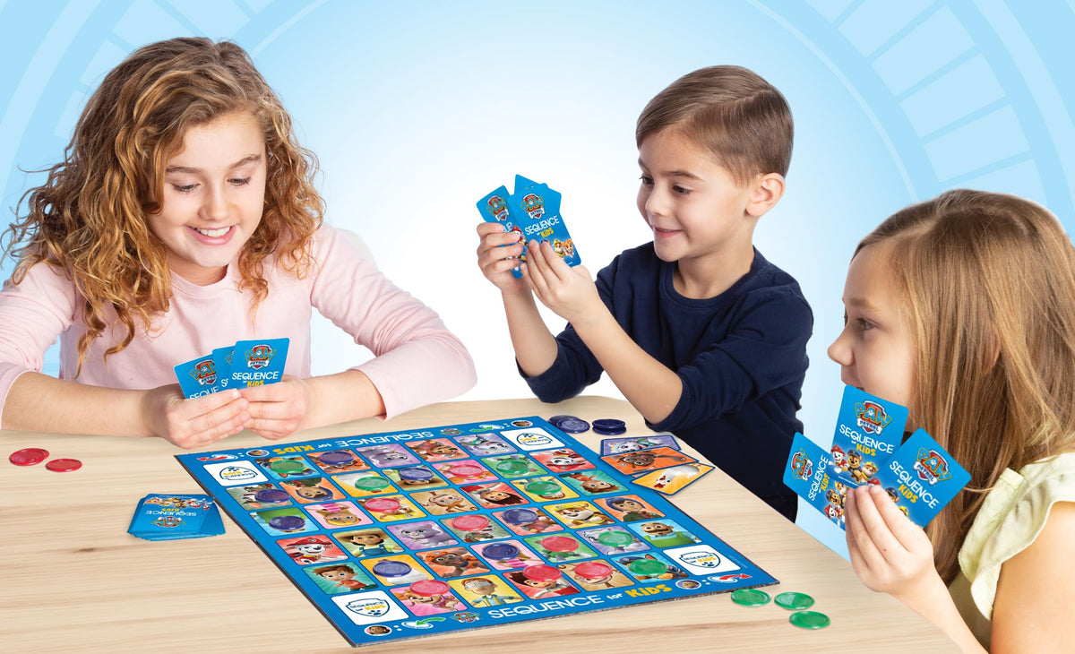 Goliath Paw Patrol Sequence Chase card adds excitement with a beloved hero.