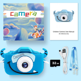 Goopow Kids Camera packaging contents including 32GB card