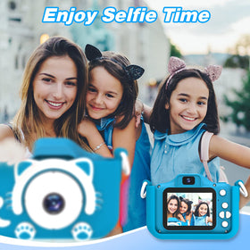 Goopow Kids Camera packaging with 32GB SD card included for immediate use