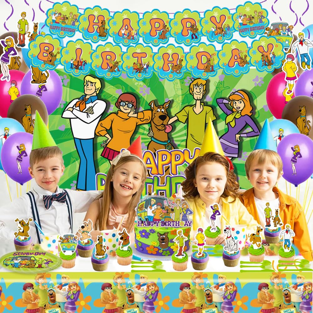 GOTOFUN Scooby-Doo tablecloth tying the tablescape together