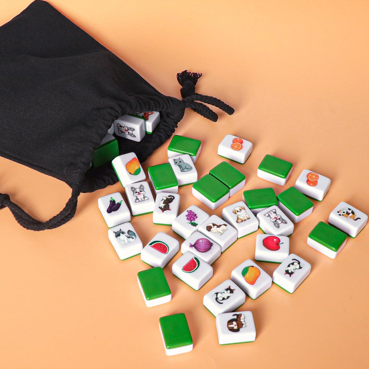 GRACIAS complete mahjong set shown as a portable entertainment solution
