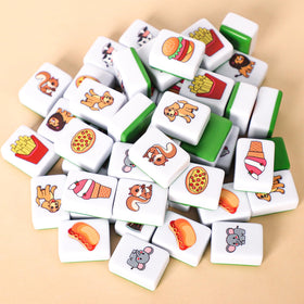 GRACIAS clear printing on tiles aids quick recognition during play.