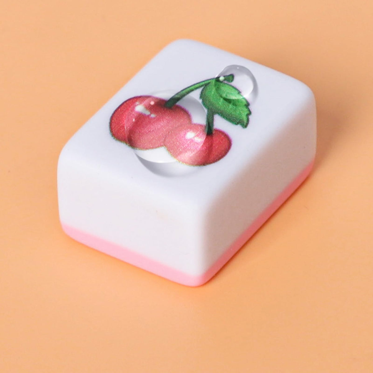 GRACIAS 128-tile pink set compact for easy travel and storage.