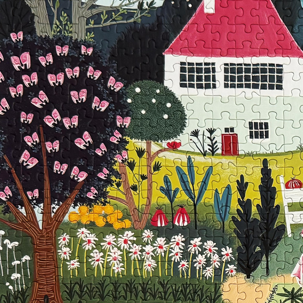 Graphinee Spring Village Life storage box for neat storage