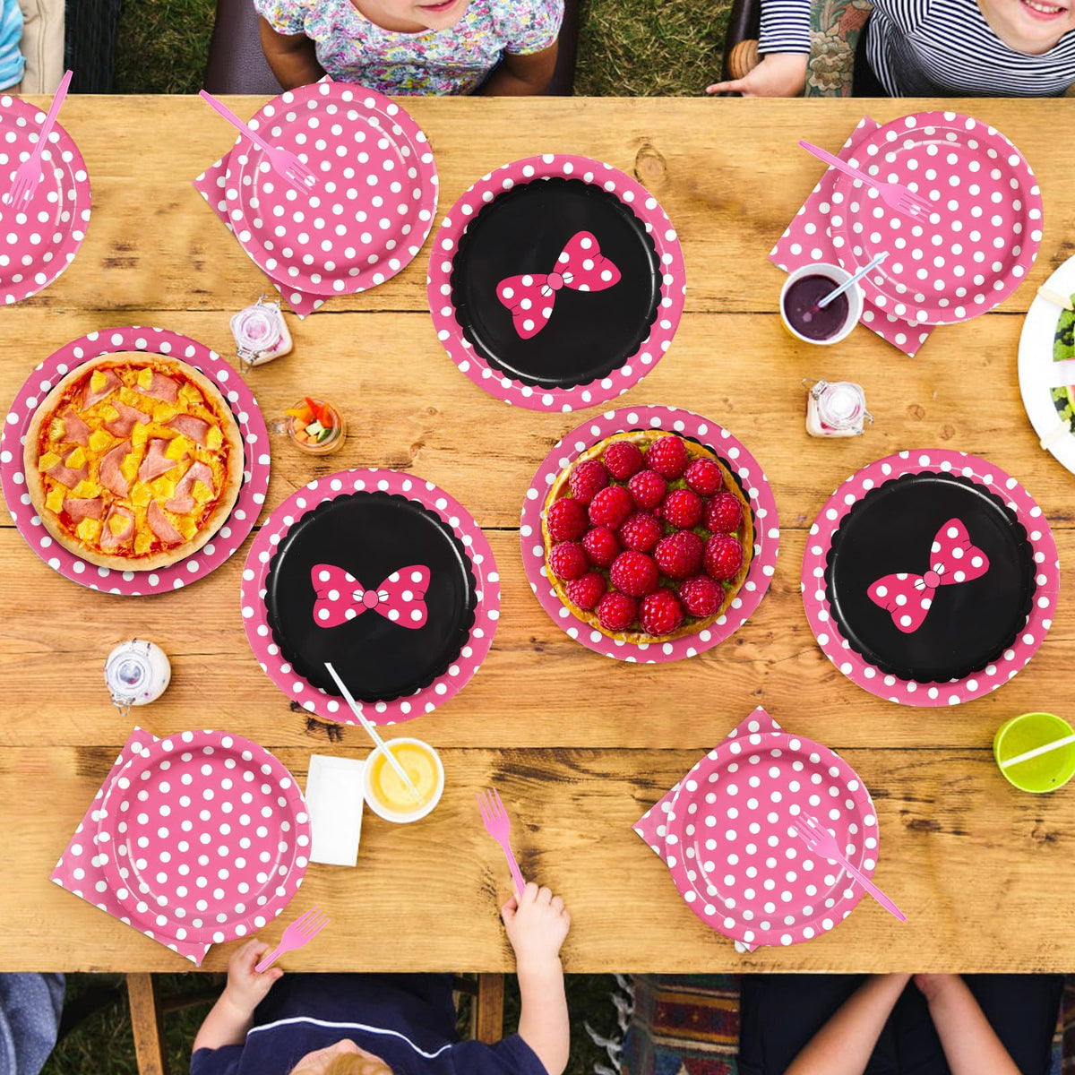Grencian complete pink mouse party set for themed celebrations.
