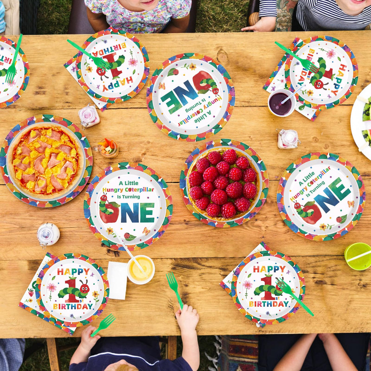 Grencian Hungry Caterpillar baby shower table looks cheerful